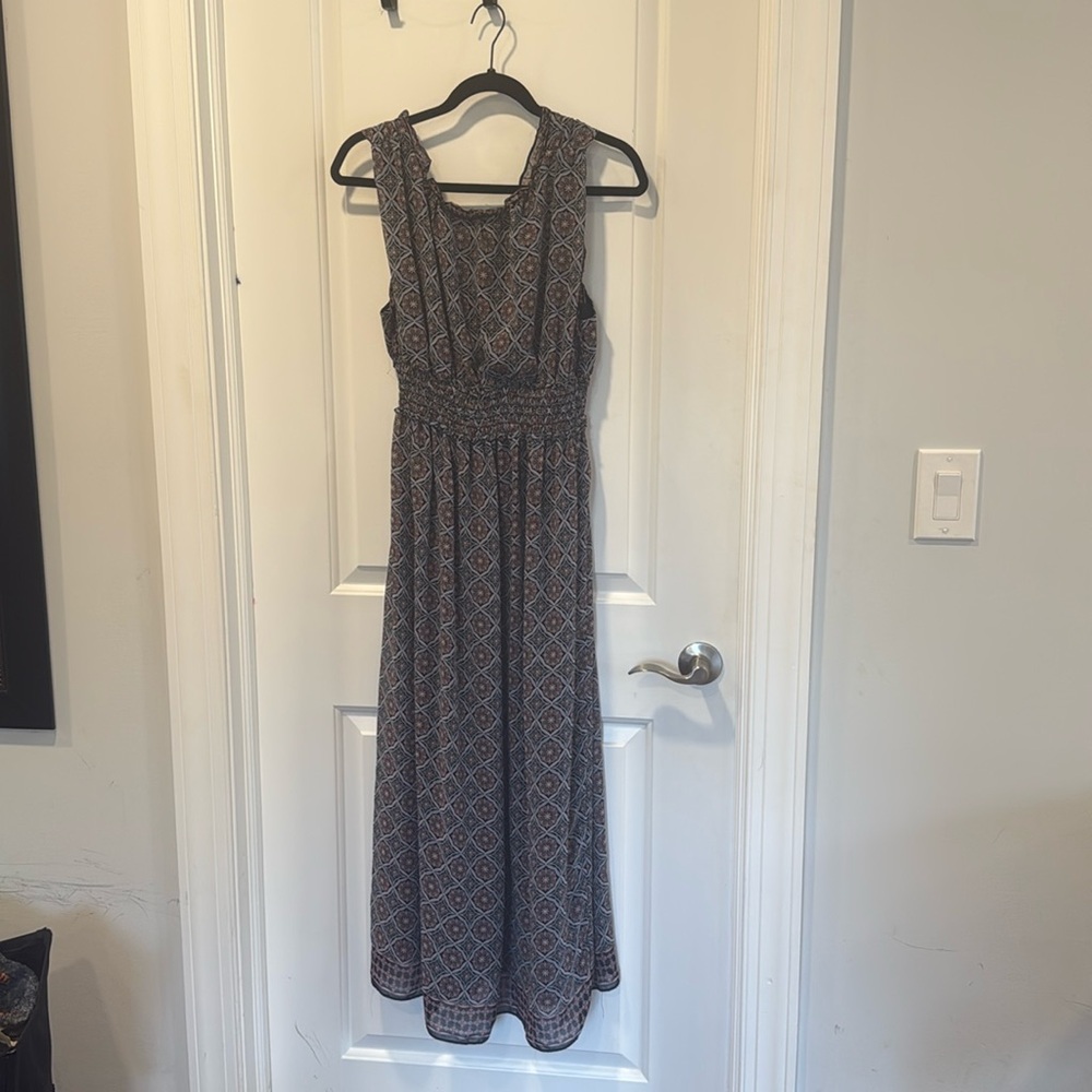 Max Studio Black and Gray Geometric Maxi Dress